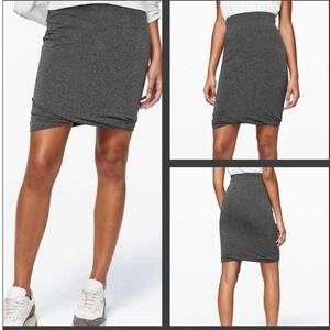 Lululemon Boulevard Bliss Skirt Heather Gray Womens 6 Athletic Casual